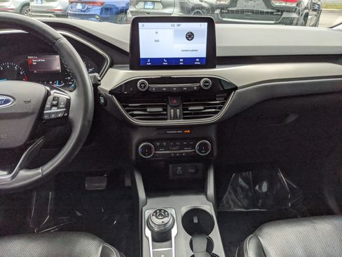 Certified 2022 Ford Escape SEL image 19