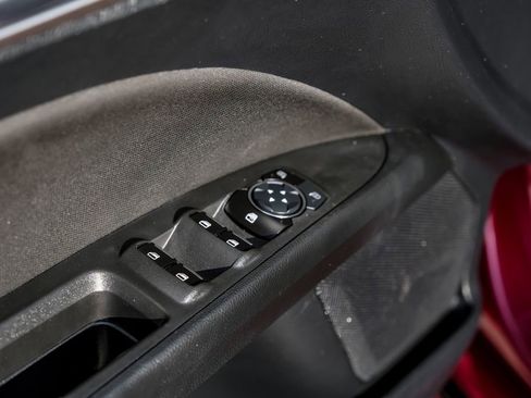 Used 2018 Ford Fusion SE w/ Fusion SE Technology Package image 40