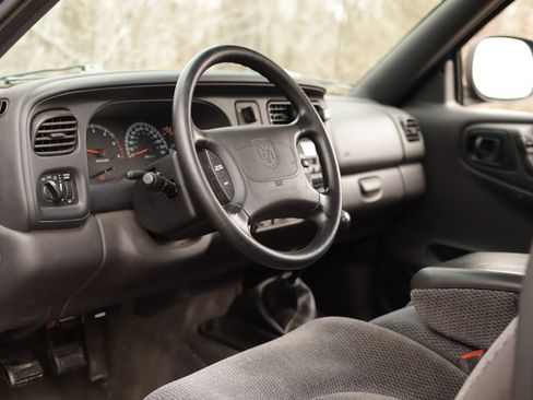 Used 1999 Dodge Dakota SLT image 9