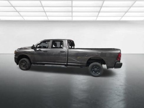 Used 2026 RAM 2500 Tradesman AWD/4WD image 8