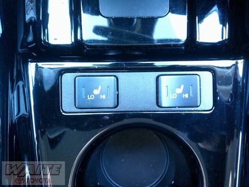 Certified 2022 Toyota Prius Prime Limited image 22