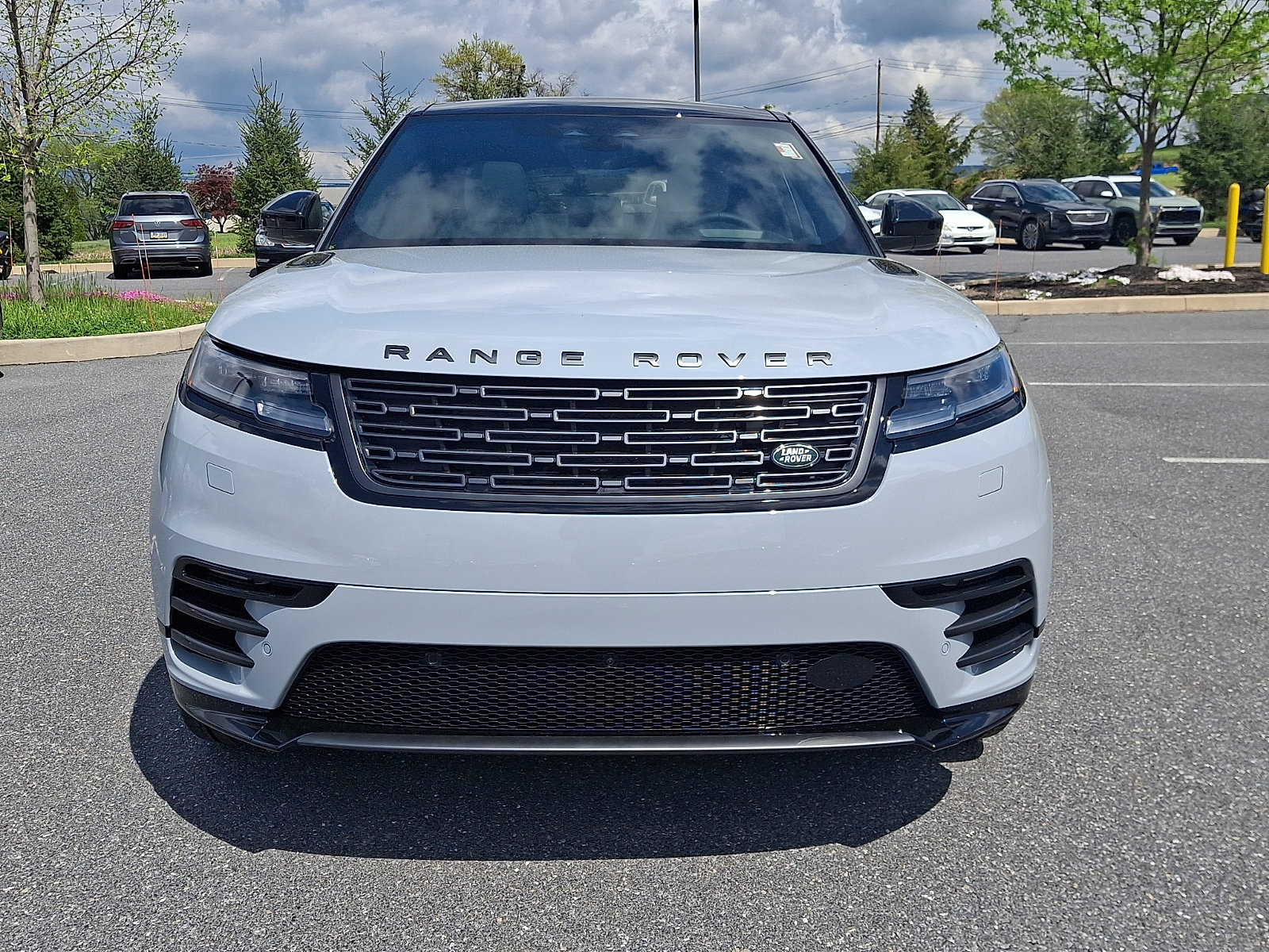 New 2026 Land Rover Range Rover Velar Dynamic SE AWD/4WD image 6
