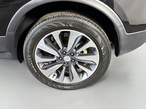Used 2022 Buick Encore Preferred w/ Safety Package FWD image 28