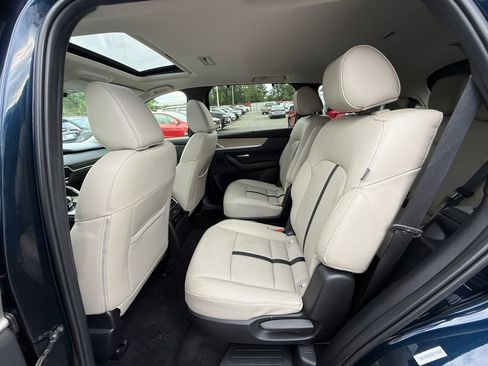 Used 2024 MAZDA CX-90 3.3 Turbo w/ Preferred Plus AWD/4WD image 25