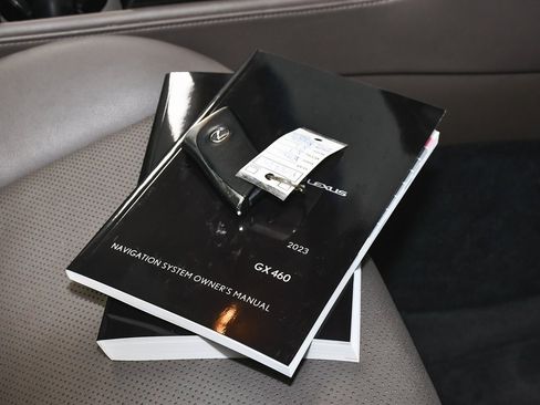 Used 2023 Lexus GX 460 Premium image 67