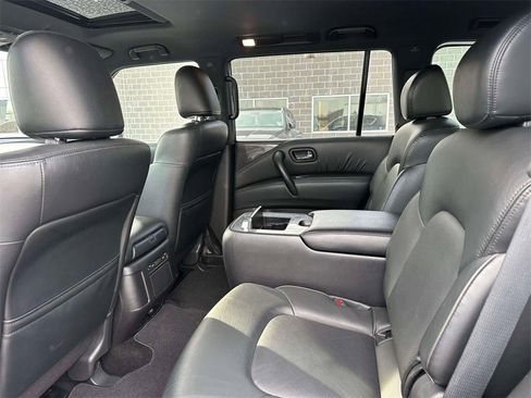 Certified 2023 Nissan Armada SL w/ Midnight Edition Package image 10