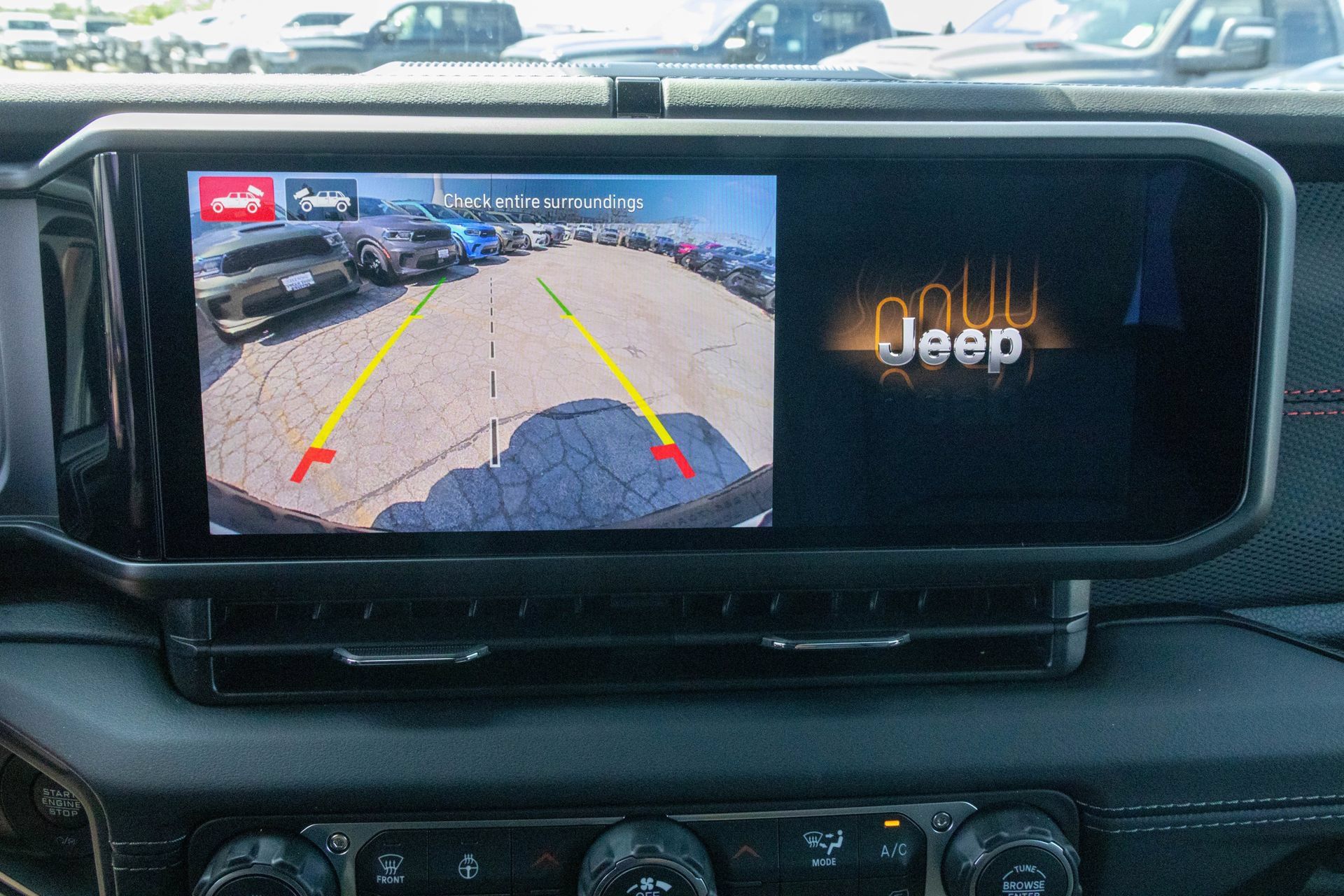 New 2027 Jeep Wrangler Unlimited Rubicon AWD/4WD image 18