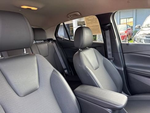 Used 2025 Buick Encore GX Preferred FWD image 12