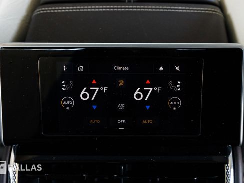 Used 2020 Bentley Flying Spur W12 image 37