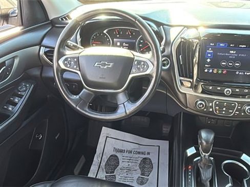 Used 2021 Chevrolet Traverse RS w/ LPO, Floor Liner Package image 28