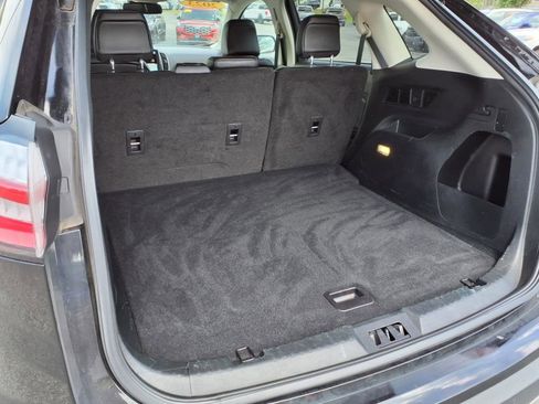 Used 2023 Ford Edge SEL image 13