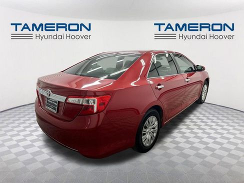 Used 2014 Toyota Camry L image 5