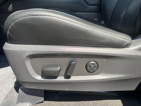 Used 2023 INFINITI QX60 Luxe image 45