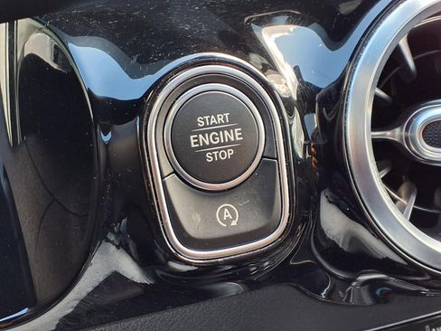 Used 2021 Mercedes-Benz GLA 250 image 25
