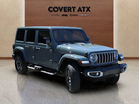 Used 2026 Jeep Wrangler Unlimited Sahara w/ Safety Group AWD/4WD image 7