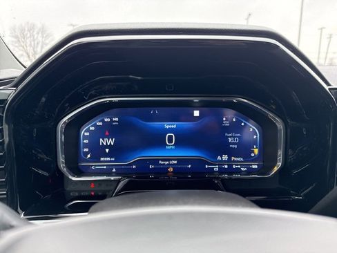 Used 2023 Chevrolet Silverado 1500 LT image 14