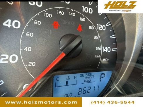 Used 2015 Toyota RAV4 XLE AWD/4WD image 12