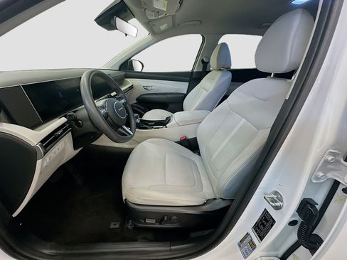 Used 2025 Hyundai Tucson SEL AWD/4WD image 13