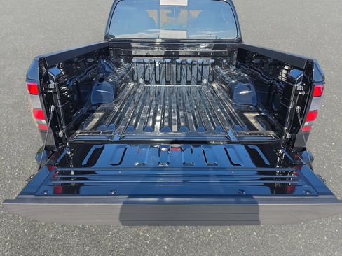 New 2027 Nissan Frontier SV RWD image 12