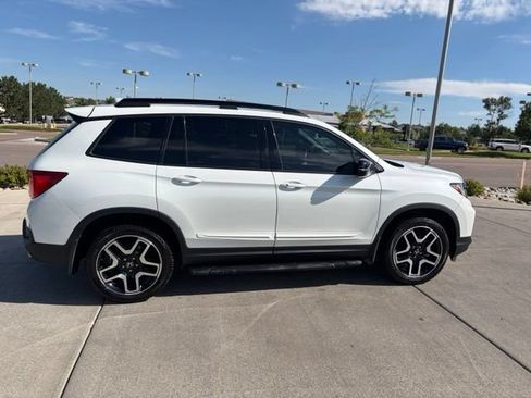 Used 2022 Honda Passport Elite image 12
