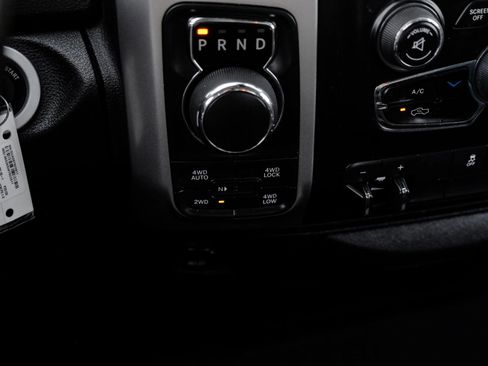 Used 2016 RAM 1500 Big Horn image 32