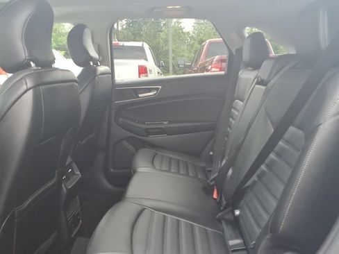 Used 2016 Ford Edge SEL w/ Equipment Group 201A AWD/4WD image 17