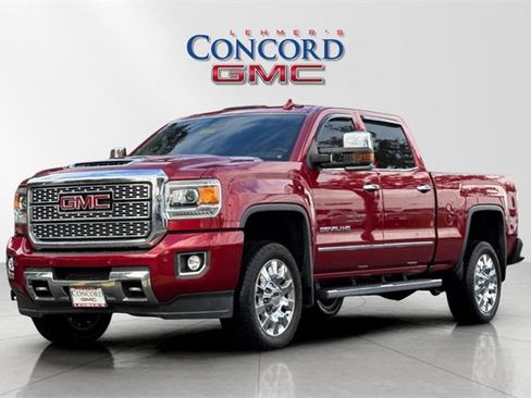 Used 2019 GMC Sierra 2500 Denali w/ Duramax Plus Package image 8