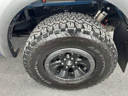 Used 2018 Ford F150 Raptor w/ Equipment Group 802A Luxury AWD/4WD image 17
