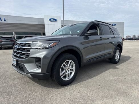 New 2026 Ford Explorer Active image 2