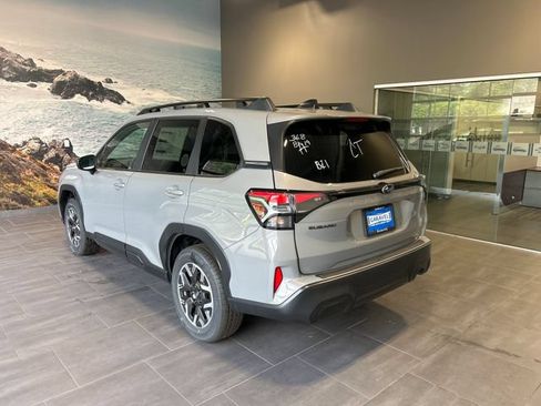 New 2026 Subaru Forester Premium AWD/4WD image 4
