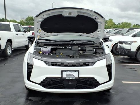 New 2027 Chrysler Pacifica Select AWD/4WD image 24