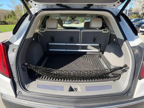 Used 2020 Cadillac XT5 Premium Luxury image 8