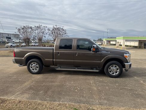Used 2015 Ford F250 Lariat w/ Lariat Ultimate Package image 15