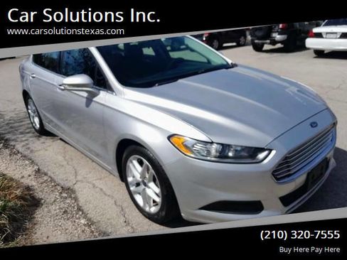 Used 2016 Ford Fusion SE FWD image 1