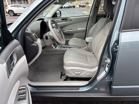 Used 2010 Subaru Forester 2.5XT Limited w/ Popular Equipment Group 1A image 21