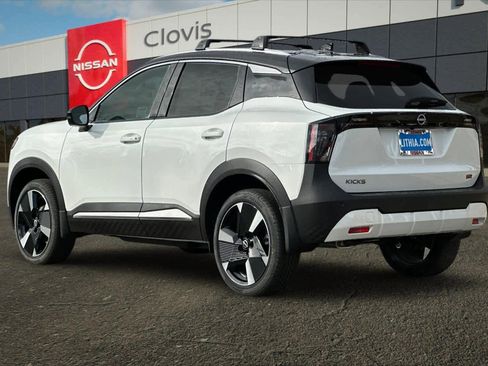 New 2026 Nissan Kicks SR image 7