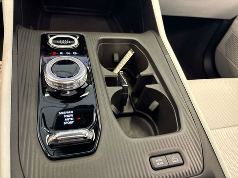 New 2026 Jeep Cherokee Limited image 12