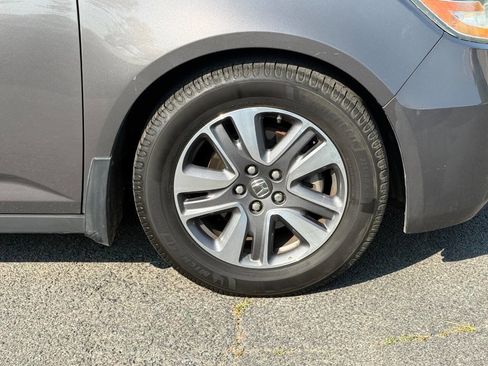 Used 2016 Honda Odyssey Touring Elite image 38