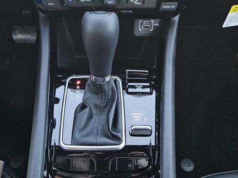 New 2026 Jeep Compass Latitude AWD/4WD image 12