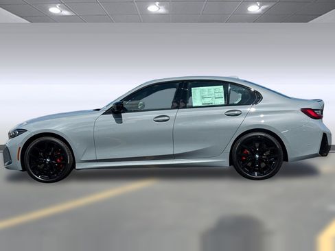 New 2026 BMW 330i Sedan w/ M Sport Package RWD image 2