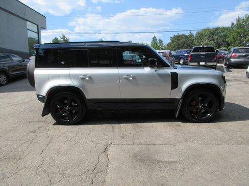 Used 2023 Land Rover Defender 110 X AWD/4WD image 6