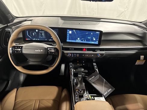 New 2026 Kia Sorento SX Prestige w/ Olive Brown Leather Package image 14