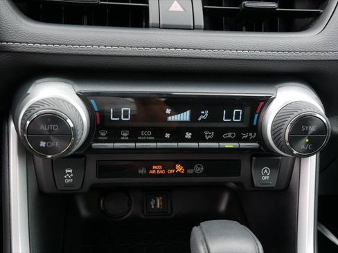 Certified 2025 Toyota RAV4 XLE AWD/4WD image 18