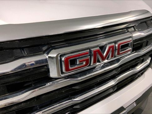 Used 2025 GMC Terrain Elevation FWD image 28
