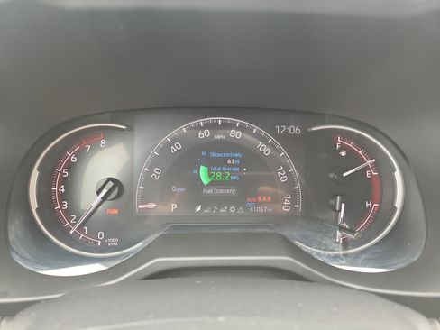 Certified 2024 Toyota RAV4 LE AWD/4WD image 22