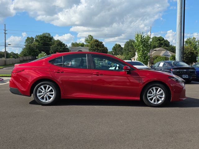 Used 2025 Toyota Camry LE FWD image 6