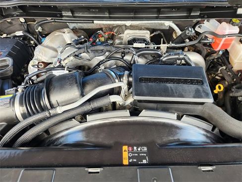 Used 2025 Chevrolet Silverado 2500 LTZ w/ LTZ Convenience Package AWD/4WD image 32