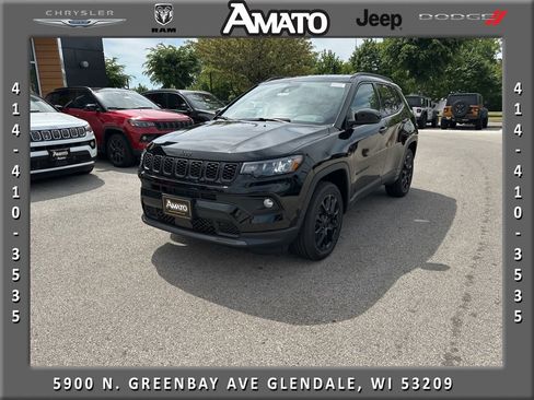 New 2026 Jeep Compass Latitude AWD/4WD image 1