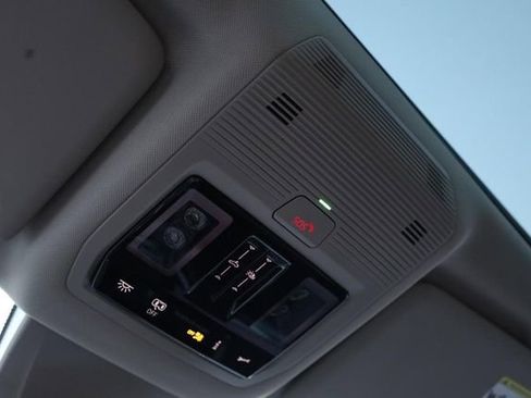 New 2026 Volkswagen Atlas SEL Premium R-Line image 19