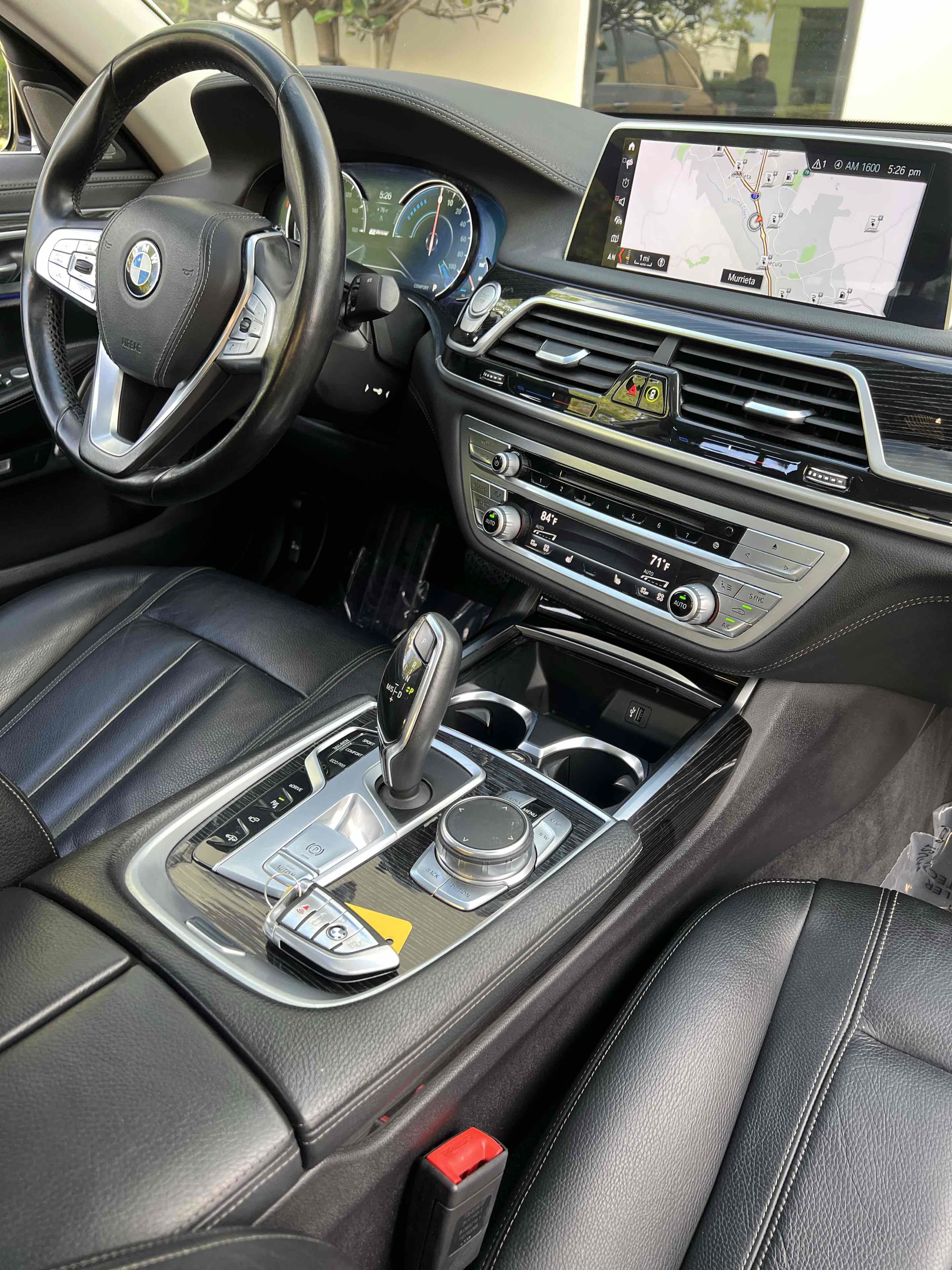 Used 2018 BMW 740e xDrive AWD/4WD image 41